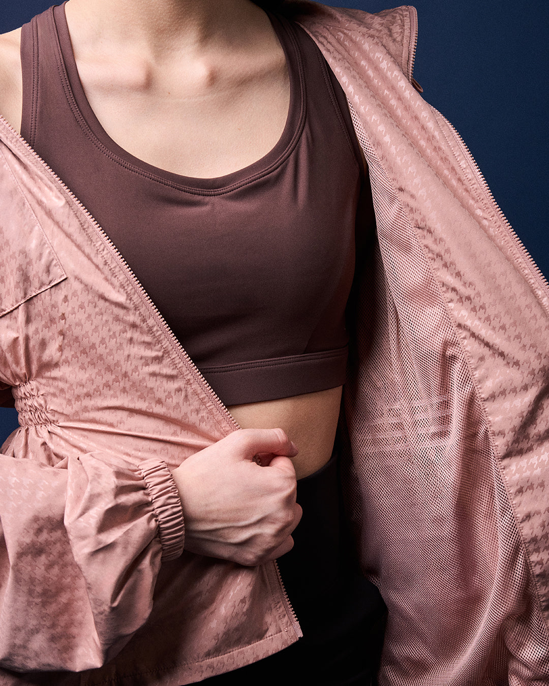 CAKENIS ATHLEISURE ASPEN WINDBREAKER IN MAUVE PINK