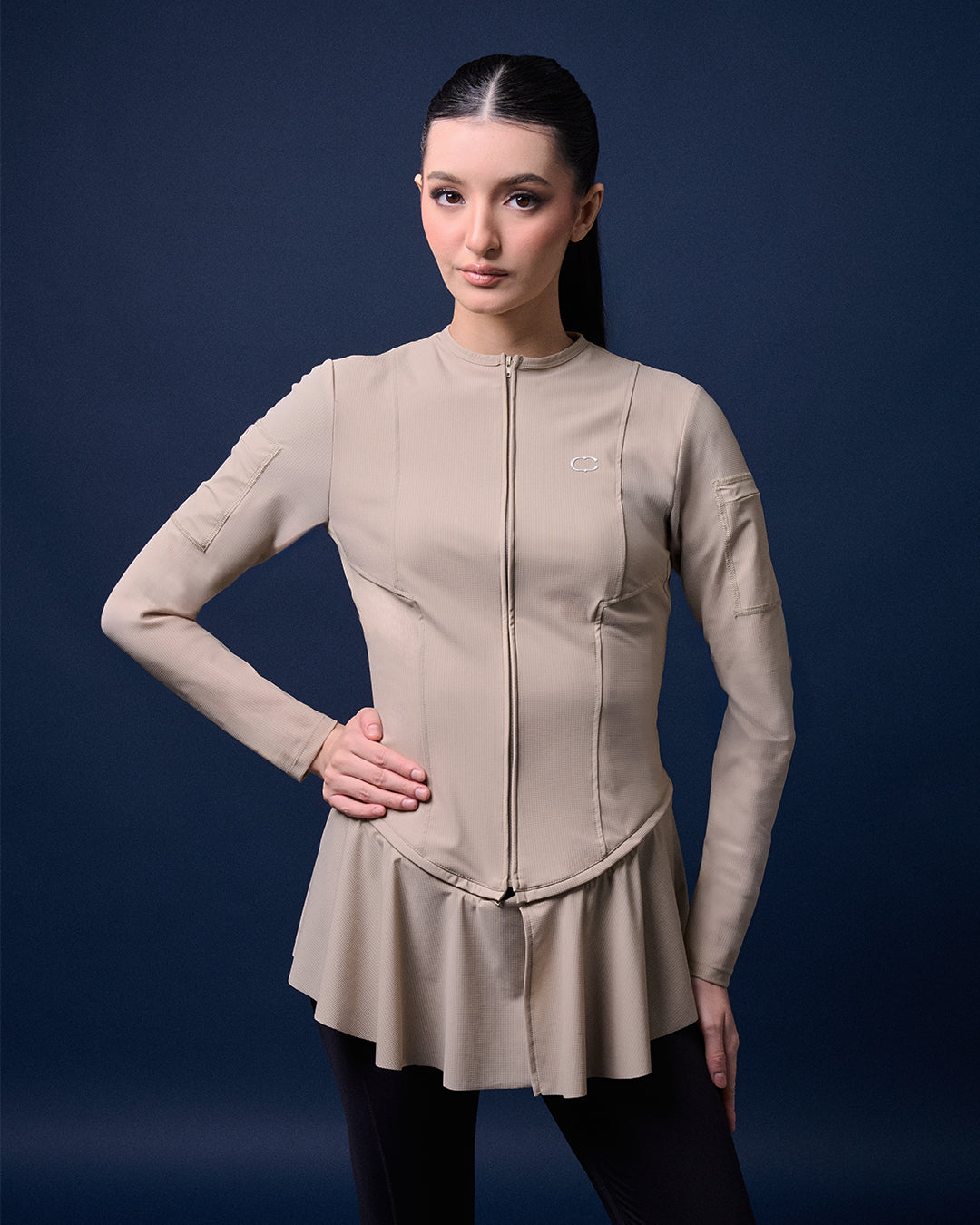 CAKENIS GWEN GYM TOP IN BEIGE