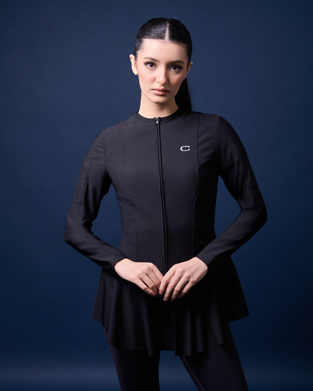 CAKENIS GWEN GYM TOP IN BLACK