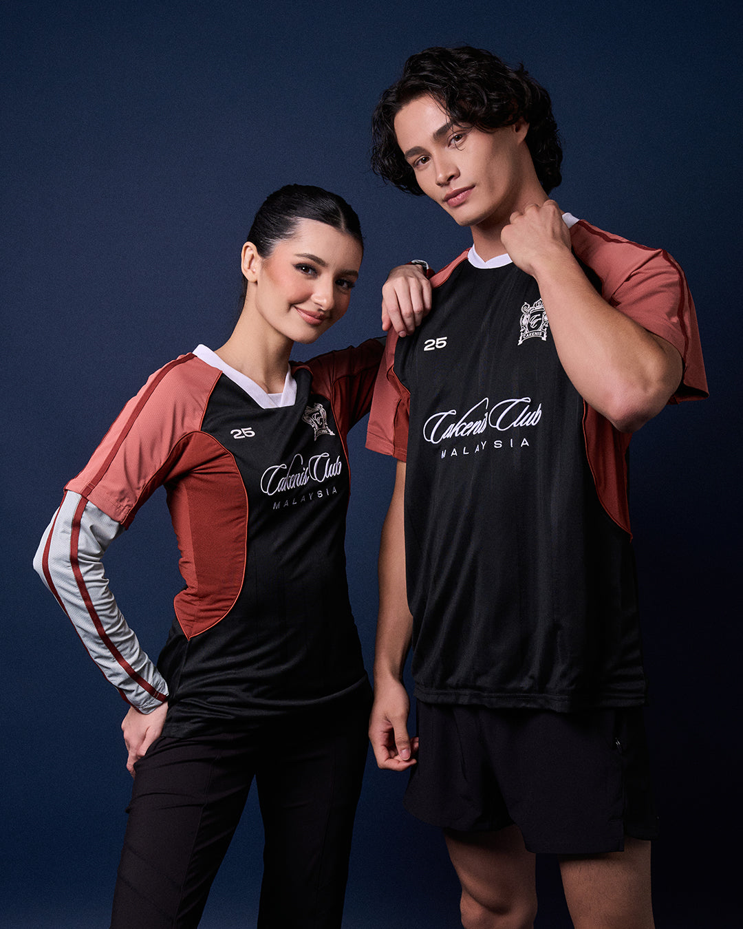 CAKENIS SHOW UP JERSEY WOMEN IN MAROON BLACK