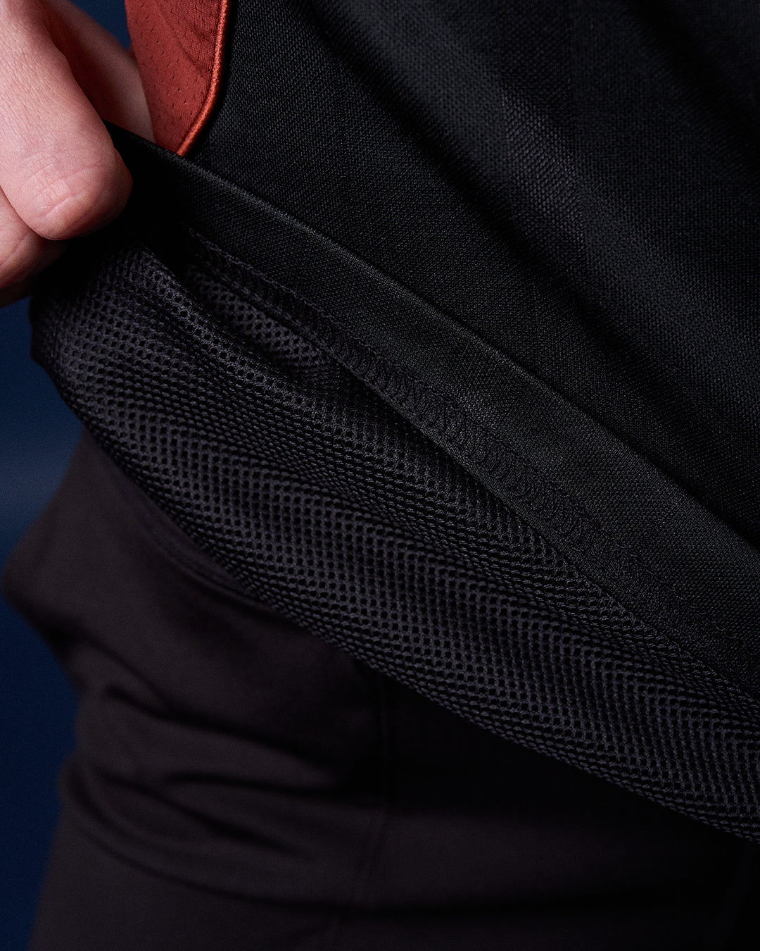 CAKENIS SHOW UP JERSEY WOMEN IN MAROON BLACK