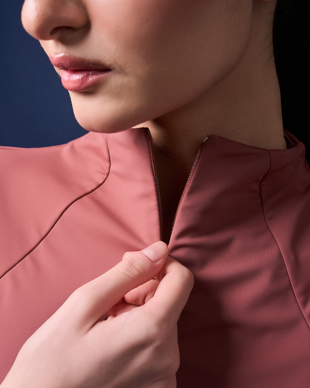 CAKENIS SLIM SPORTS TOP WOMEN IN MAUVE