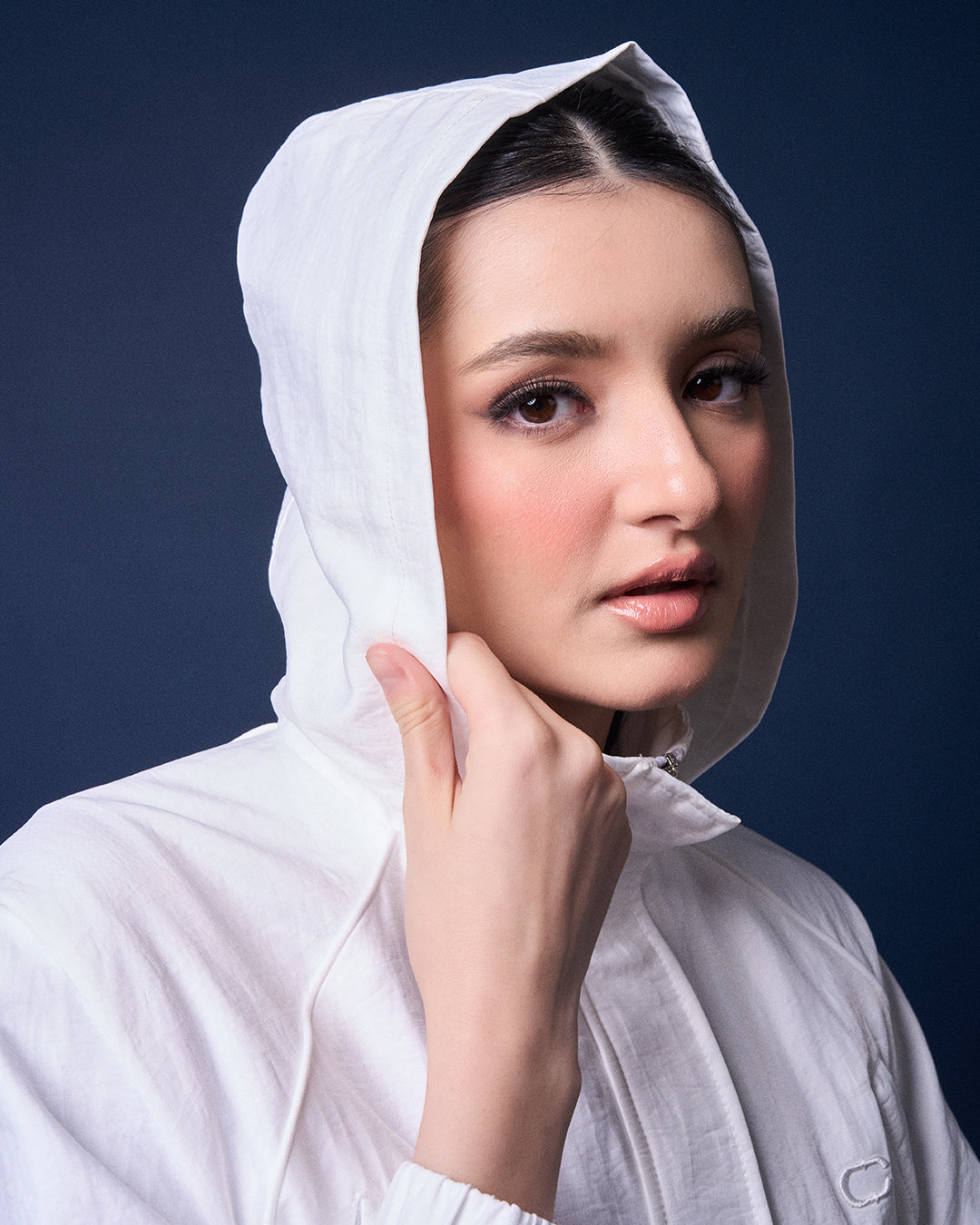 CAKENIS HARPER HOODIE JACKET IN WHITE