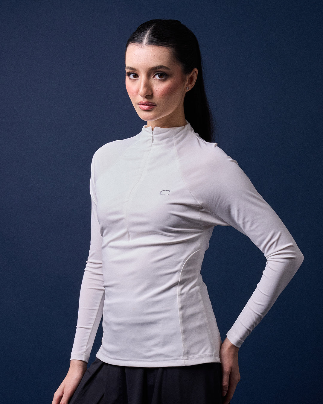 CAKENIS SLIM SPORTS TOP WOMEN IN WHITE