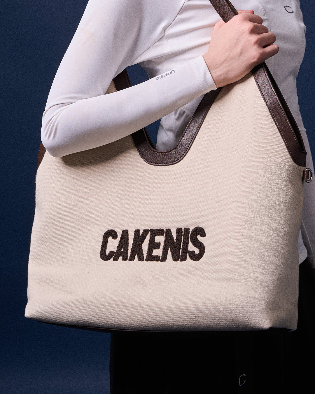 CAKENIS WILDE TOTE BAG IN BROWN