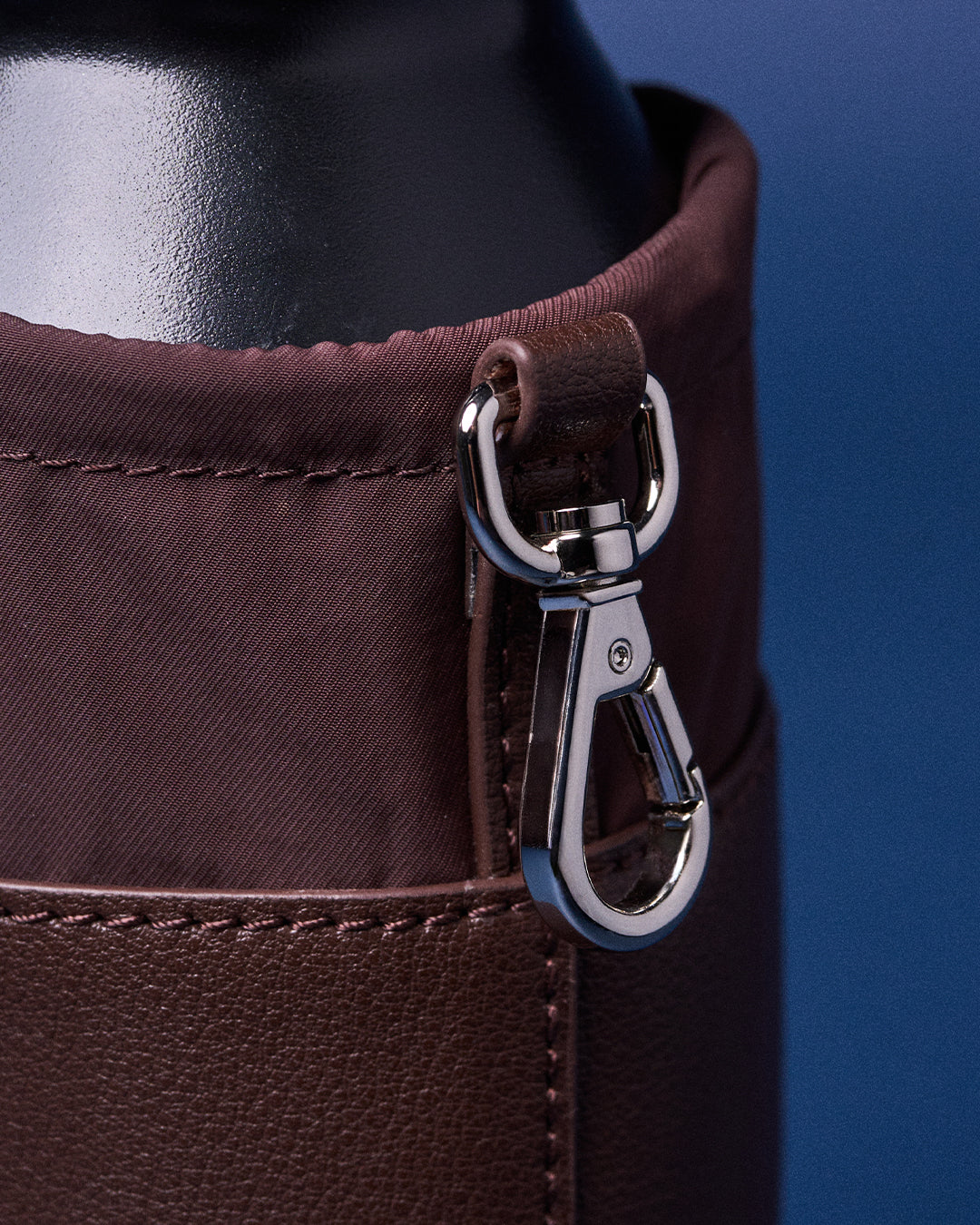 CAKENIS HANG BOTTLE BAG IN BROWN