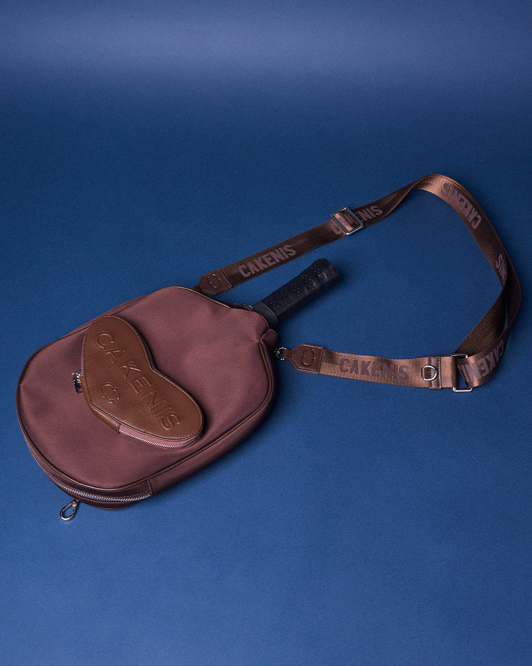 CAKENIS CROSS PADDLE BAG IN BROWN